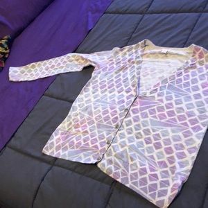 Super cool pattern sweater 💜